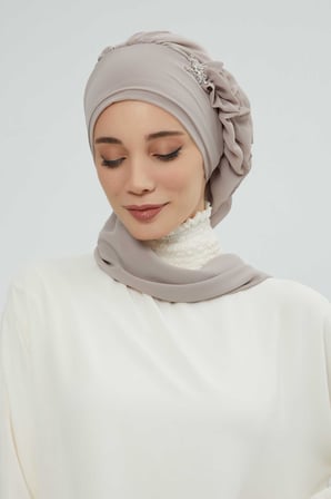 Yandan Fırfırlı Gümüş Aksesuarlı Şifon Hazır Türban,HT-106,HT-106 Vizon