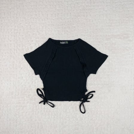 Momikon Kız Çocuk Fırfırlı Ve Yandan Bağlama Detaylı Crop