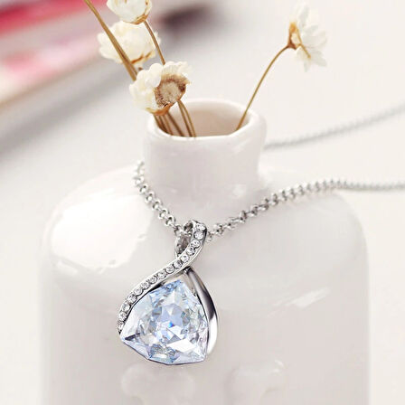 Monemel Swarovski Diamond Kolye
