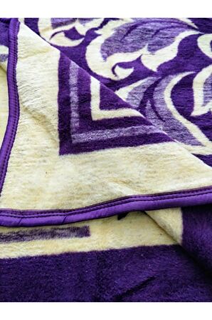 Mor Peluş Akrilik Uşak Battaniyesi