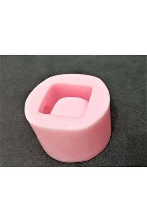 3 Boyutlu 3,7cm Piramit Mum Silikon Kalıp K-1341, Taş Tozu Sabun Alçı Mum Kalıbı