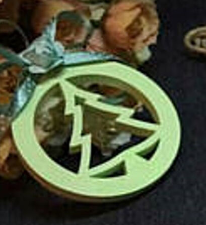 Çember içinde Çam Ağacı Askı Silikon Kalıp K-224