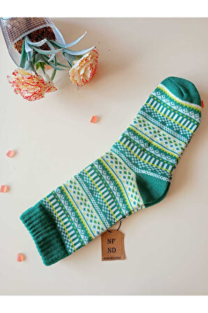 2 ÇİFT KALIN KIŞLIK YUMUŞAK ÇORAP YILBAŞI MOTİF ETNİK DESENLİ KADIN ÇORABI YEŞİL SİYAHKIRMIZI  36-40