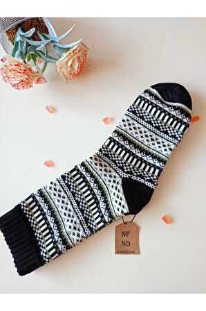 2 ÇİFT KALIN KIŞLIK YUMUŞAK ÇORAP YILBAŞI MOTİF ETNİK DESENLİ KADIN ÇORABI SİYAHYEŞİL PEMBE 36-40