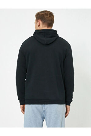 Uzun Kollu Kapüşonlu Sweatshirt