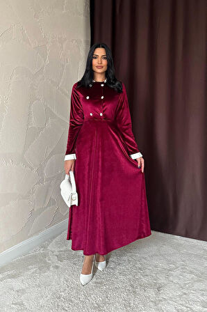 Markano Yakası Taşlı Garnili Kadife Elbise