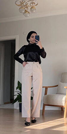 Kadın Pile Detaylı Yüksek Bel Bej Kumaş Pantolon