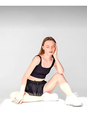 Füme Bol Kesim Taytlı Spor Şort