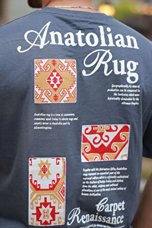 Miron Füme Anatolian Rug Sırtı Baskı Detaylı Oversize Kısa Kollu Tişört- 2520