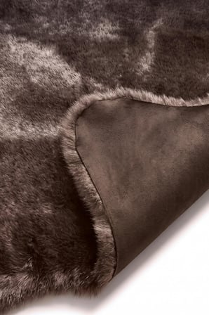 Merplush Peluş Post Halı 70x100 cm Süet Taban Yumuşak Kürk Görünümlü Yatak Odası Halısı