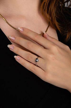 Kalpli Beyaz Yüzük