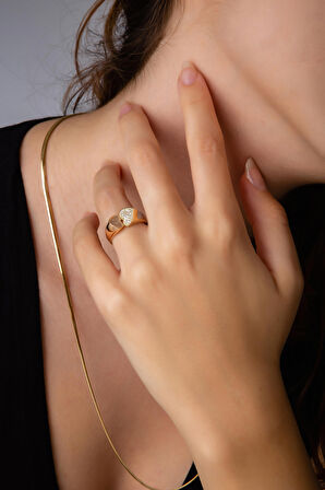 Kalpli Çapraz Yüzük