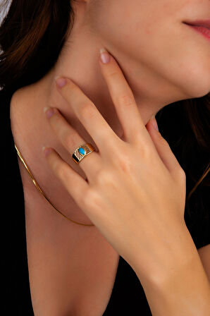 Mavi Taşlı Asil Yüzük