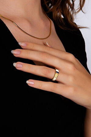 Koyu Mavi Taşlı Asil Yüzük