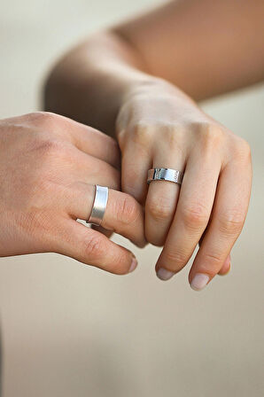 Amore Koleksiyonu Kadın Taşlı Bijuteri Modern Alyans