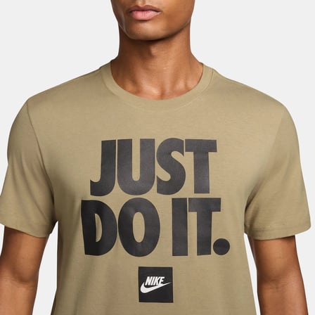 Sportswear Fran JDI Verbiage Erkek Kahverengi Günlük Stil Tişört