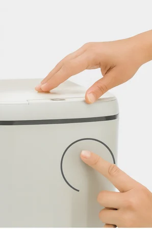 20 Litre Sensörlü Açıp Kapanan Akıllı Teknolojik Çöp Kovası 4 Pil Yanında