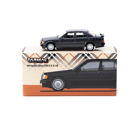 Eco Lounge 1/64 Mercedes-Benz 190 E 2.3-16 Blue-Black metallic