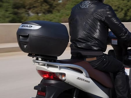 SHAD SH26 ARKA ÇANTA (26 Litre)