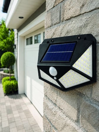 Solar Led Bahçe Aydınlatma Lambası 3 Işık Modlu Sensörlü Duvar Tipi Dış Mekan -MİRAYLİFE