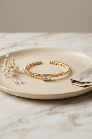 Gold Renk Dorika Model Kare Zirkon Taşlı Kadın Bileklik -MİRAYLİFE