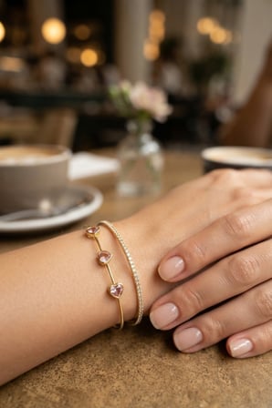 Pembe Kalp Model Zirkon Taşlı Gold Renk Kadın Bileklik -MİRAYLİFE