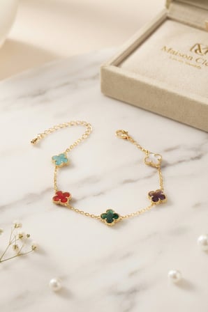 Renkli Kristal Taşlı Gold Renk Yonca Model Kadın Bileklik -MİRAYLİFE