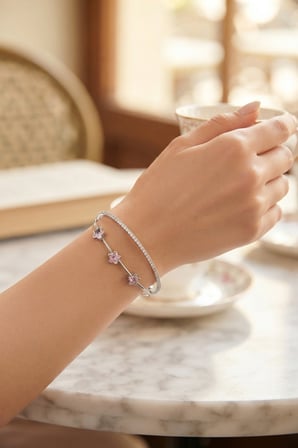 Pembe Yıldız Model Gold Renk Zirkon Taşlı Pirinç Bileklik -MİRAYLİFE