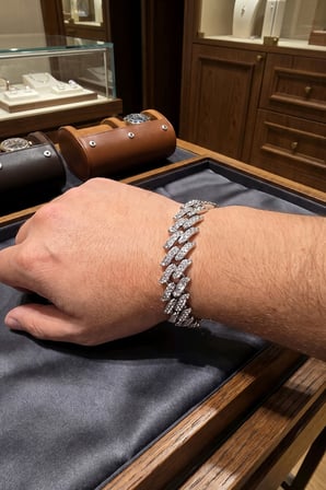 Gümüş Renk Zirkon Taşlı Cuba Zincir Model Erkek Bileklik -MİRAYLİFE