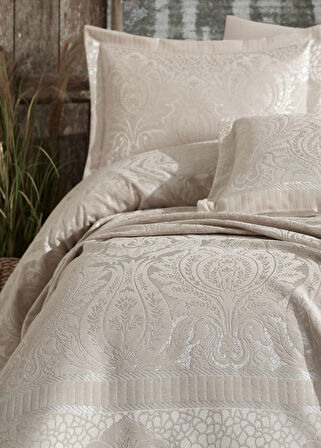 Dantela Hazel Şönilli Jakarlı Yatak Örtüsü - Bej