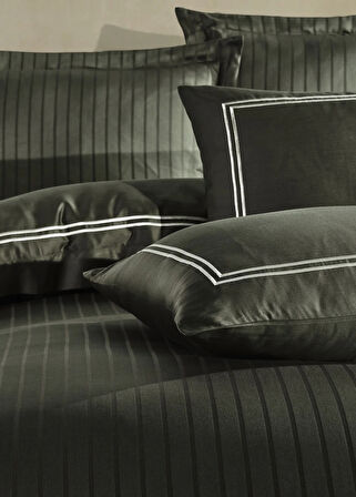 Dantela İmge Nakışlı Pamuk Saten Yollu Nevresim Takımı Gri