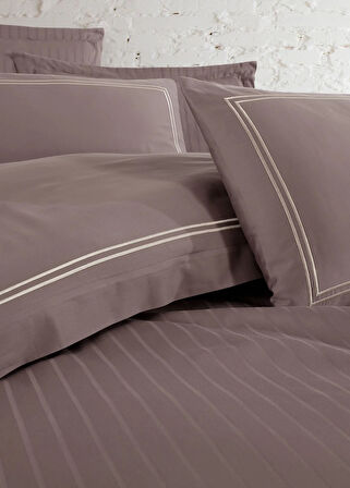 Dantela İmge Nakışlı Pamuk Saten Yollu Çift Kişilik Nevresim Takımı-A.Kahve