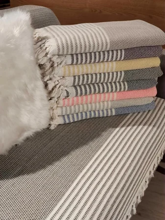 Pamuklu Kaymaz Hasır Dokuma Maxi Boy Kolları Örten Koltuk Örtüsü (180x310) - Sütlü Kahve