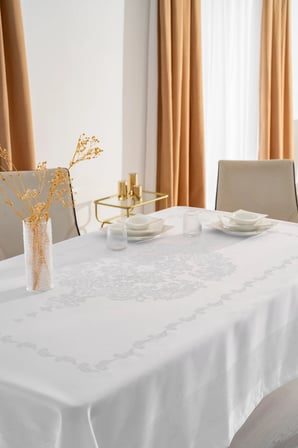 Jumbo Jakar Beyaz Sıvı Geçirmez Kumaş Pano 8-10-12 Kişilik Masa Örtüsü (160x220)