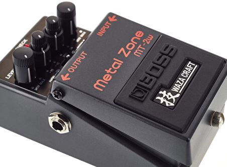 BOSS MT-2W Waza Metal Zone Distortion Pedalı