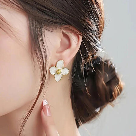 Bohemian Çiçek Desenli Küpe Altın Kaplama