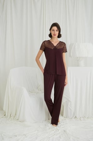 Kısa Kollu Ve Dantelli V Yaka Pijama Takımı -MİRAYLİFE