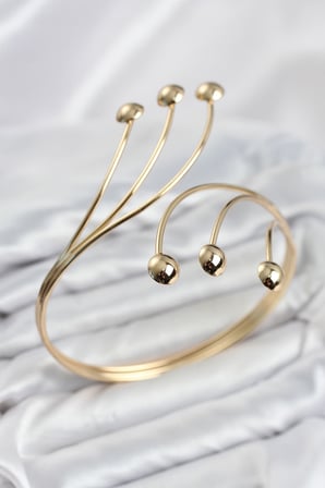 Pazu Bileklik Gold Renk Pirinç Puntalı