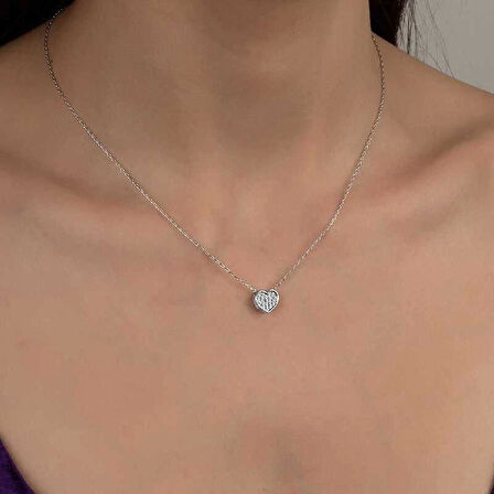 MuI MuI Swarovski Taşlı Gümüş Kalp Bayan Kolye