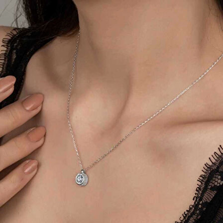 MuI MuI Swarovski Taşlı Gümüş Tektaş Bayan Kolye