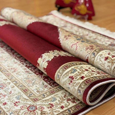 Mihrâb-ı Âlâ Nakışlı Motifli İpek Seccade