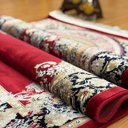 Mihrab-ı Gülzar Motifli İpek Seccade Kırmızı 