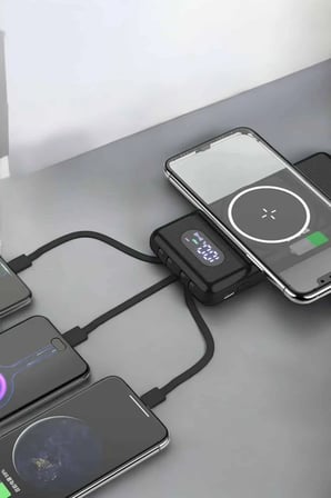 10.000 Mah Powerbank 4 Portlu Hızlı Şarj Dijital Göstergeli