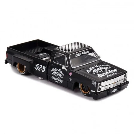 Mey İthalat Model Araç x KaidoHouse 1/64 Chevrolet Silverado Dually Hot Rod V1