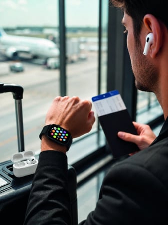 Mey İthalat Bluetooth Arama Özellikli Akıllı Saat Seti Kablosuz Kulaklık Hediyeli, Android & iOS Uyumlu