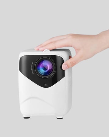 Mey İthalat Mini Akıllı Projektör – 1080P Full HD, 64GB Depolama, 2GB RAM, Uzaktan Kumanda Destekli