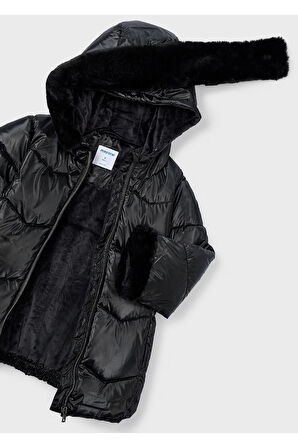 Mayoral Kız Çocuk Kürk Süslemeli Kapüşonlu Kemerli Parlak Uzun Mont 4448 Siyah
