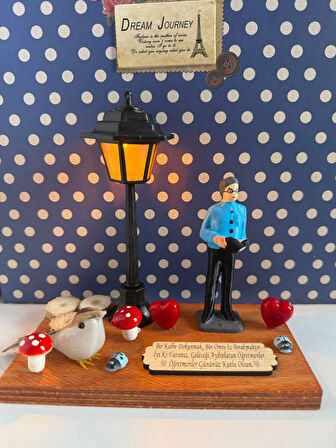 Kişiye Özel Işıklı Öğretmenler Günü Hediyesi  Erkek Öğretmen El Yapımı, Kalpten Mesajlı Dekoratif La