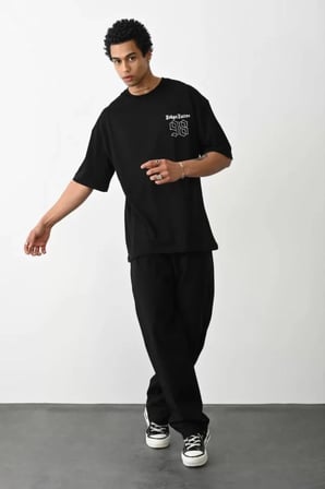 MYTHRIVA  Unisex Baskılı Oversize T-Shirt - Siyah