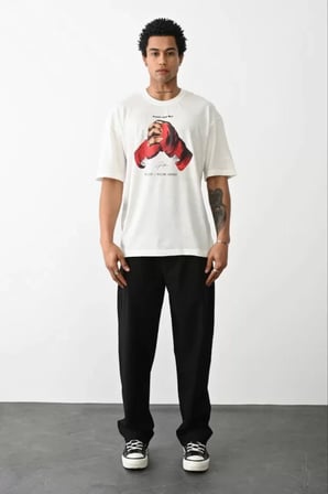 MYTHRIVA  Unisex Baskılı Oversize T-Shirt - Beyaz